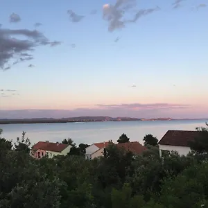 rezervirajte ovdje
